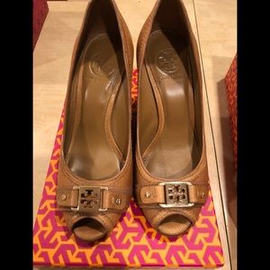 Tory Burch Ambrose Wedge 95mm Royal Tan 7